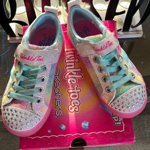 Slightly used twinkle toes shoes